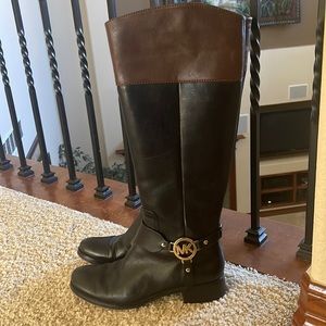 Michael Kors -Women’s Boots 6 1/2 boots; Two-Toned (Black and Brown)